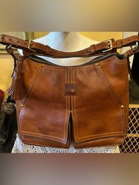 Dooney and Bourke Florentine Kingston Women's Brown Leather Purse Bag “14x6x10”